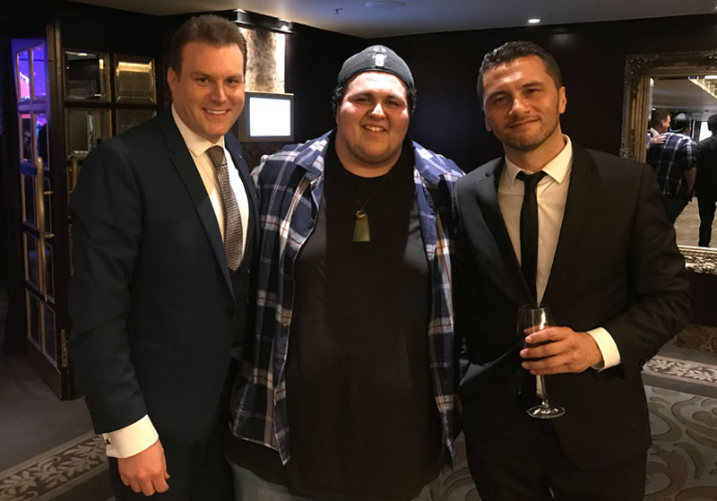 Mick Peck New Zealand magician photographed with Judah Kelly from The Voice Australia and Jason Kerrison, Hands Across the Water Fundraiser 2017